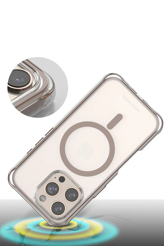 iPhone 16 Pro Max Hulk Magsafe Kapak Kılıf - Beyaz 3