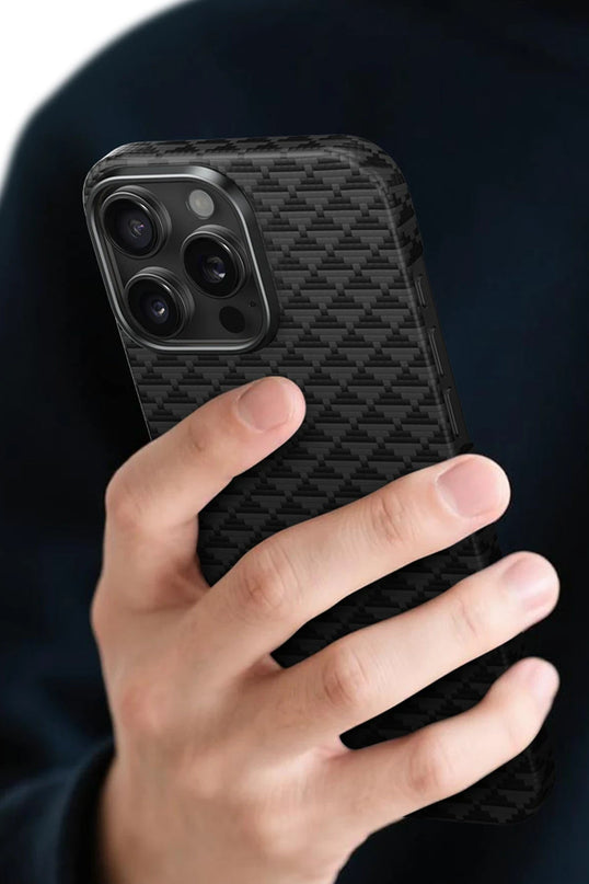 iPhone 16 Pro Max Kevlar Paris Magsafe Kapak Kılıf - Siyah 5