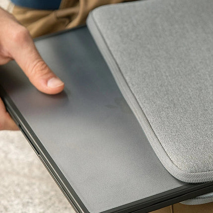 Macbook Air 13 (2022) Venture Hybrid Macbook Kapak 5