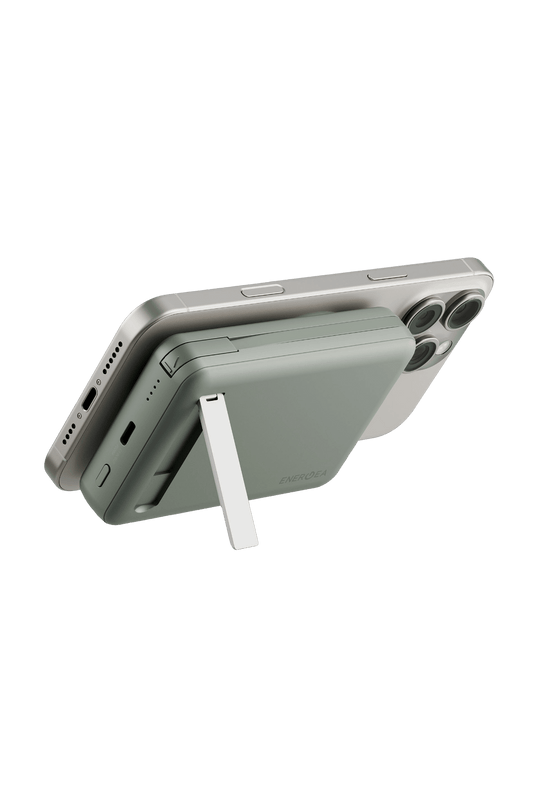 MagPac Pro Plus Qi2 10.000mAh 1 Adet 20W Type-C 1 Adet 20W Type-C Kablo ve 15W Kablosuz Şarj Çıkışlı PD Hızlı Şarj Magsafe Powerbank - Yeşil 3