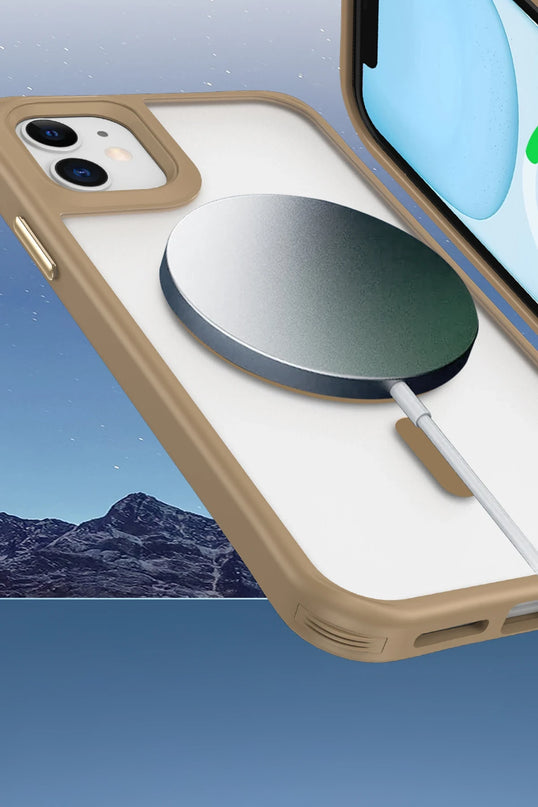 iPhone 11 Enka Magsafe Silikon Kılıf - Şeffaf 4