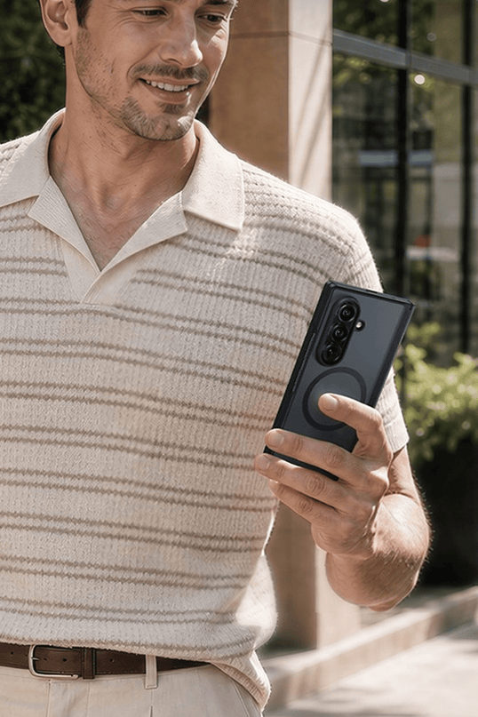 Samsung Galaxy Z Fold 8 Ultra 2 Adet Ekran Koruyuculu Guardian Magsafe Kılıf - Siyah 4
