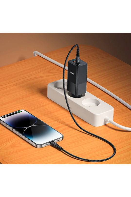 YC73 1 Adet 65W Type-C / 1 Adet 18W USB Çıkışlı Ekstra 1M Type-C to Type-C Kablolu GAN Hızlı Şarj Cihazı 2